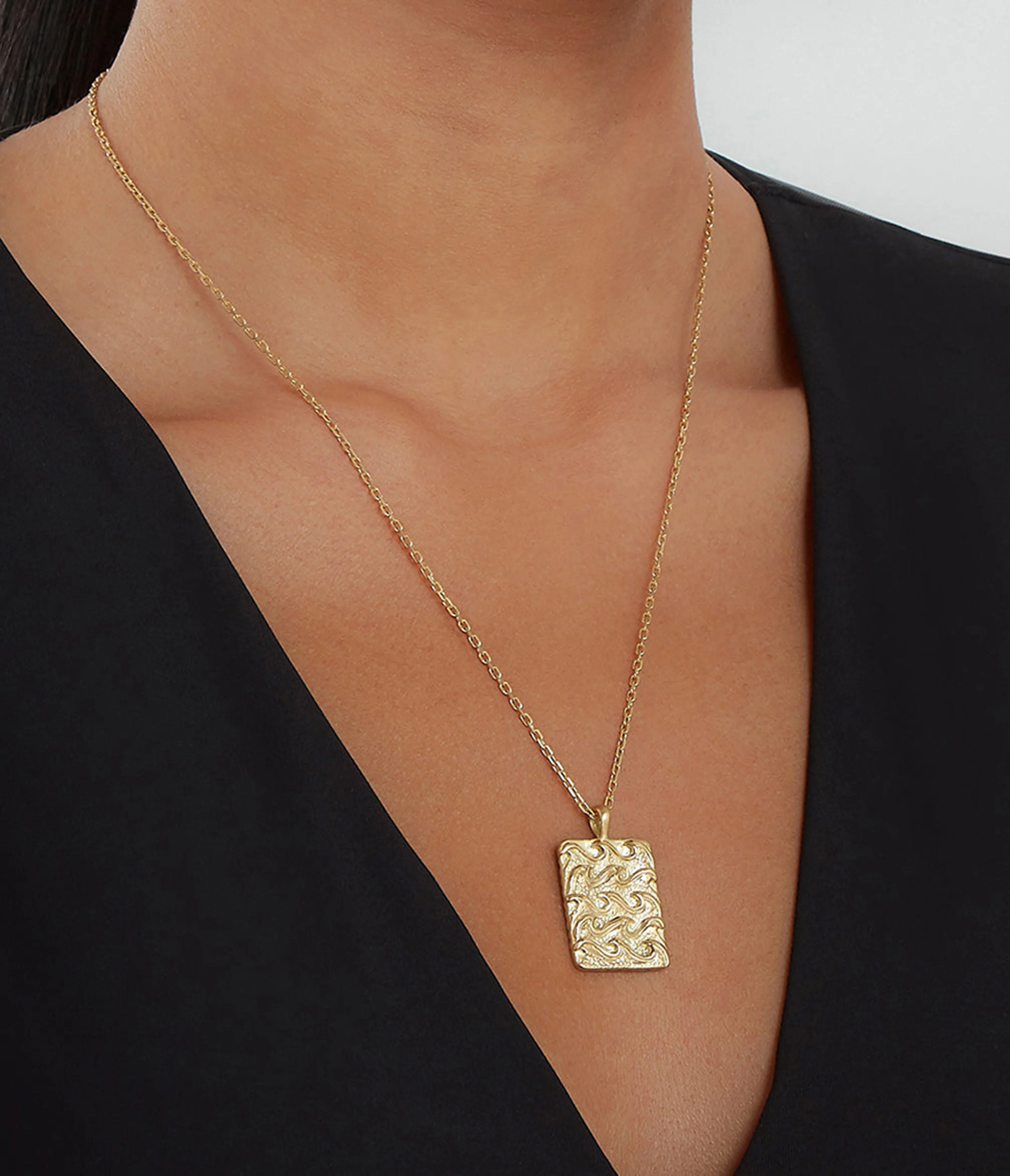 Aquarius Zodiac Pendant Necklace - Image 4