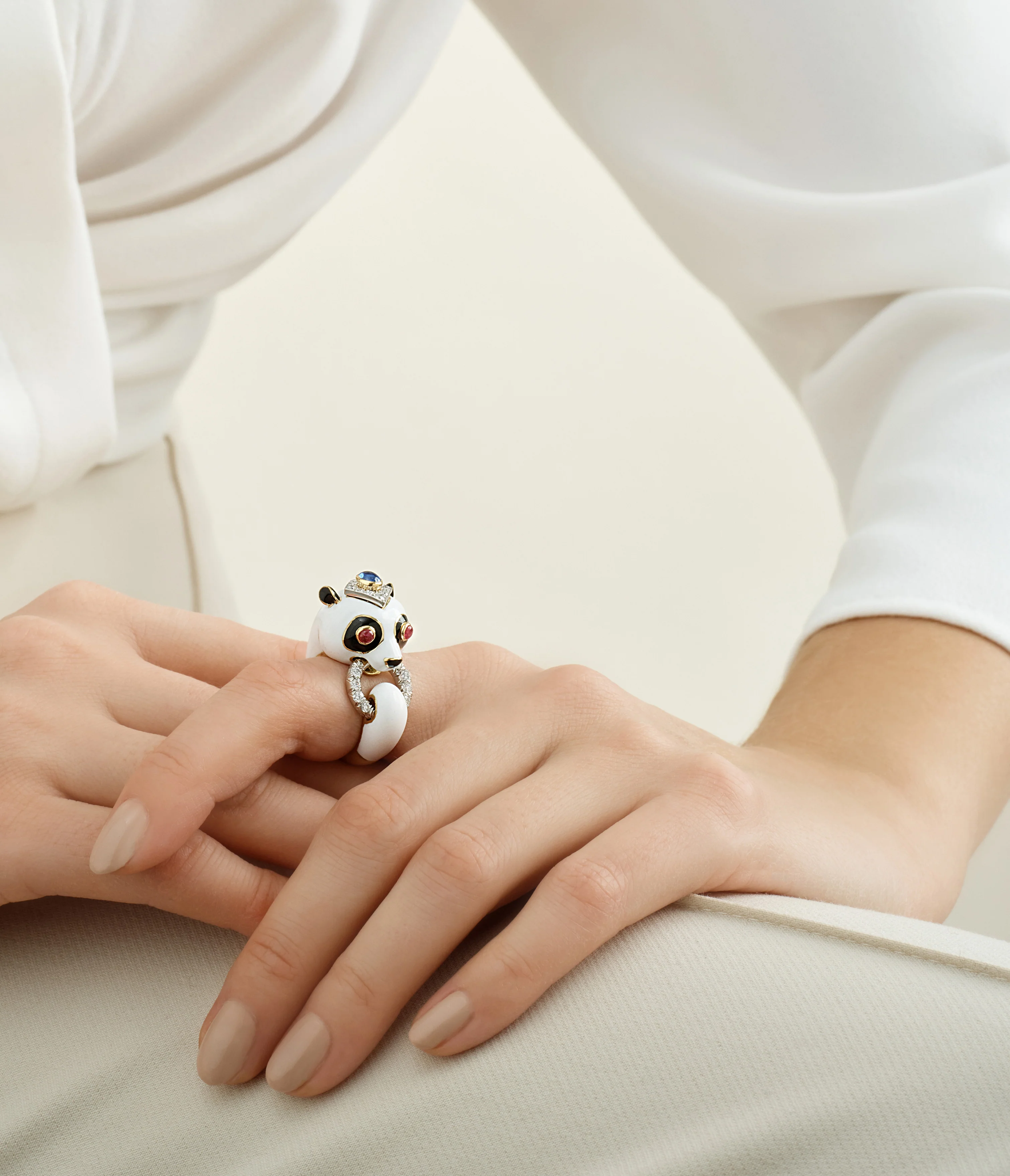 Panda Ring, Sapphire - Image 3