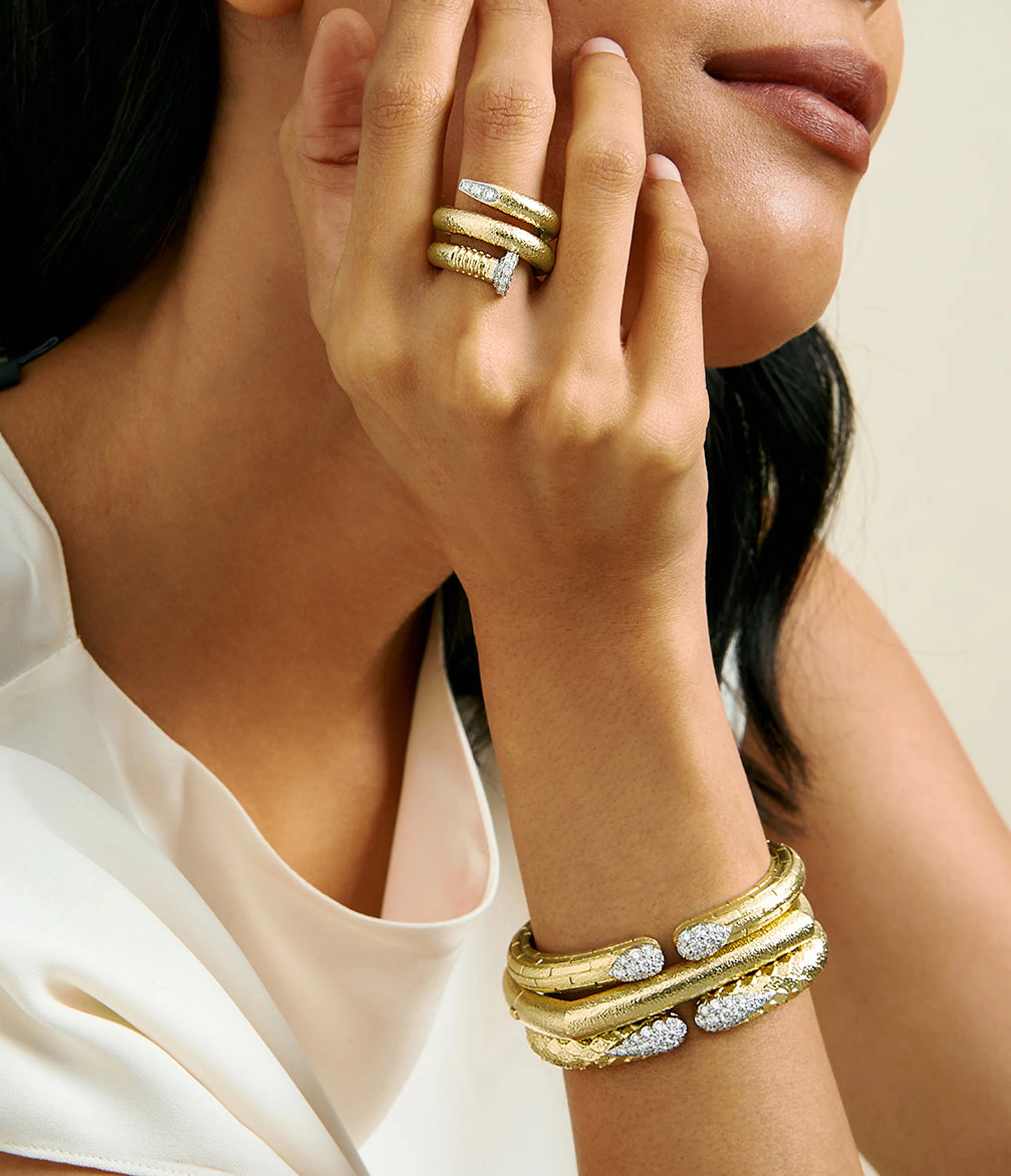 Quad Bangle, Hammered 18K Gold - Image 4