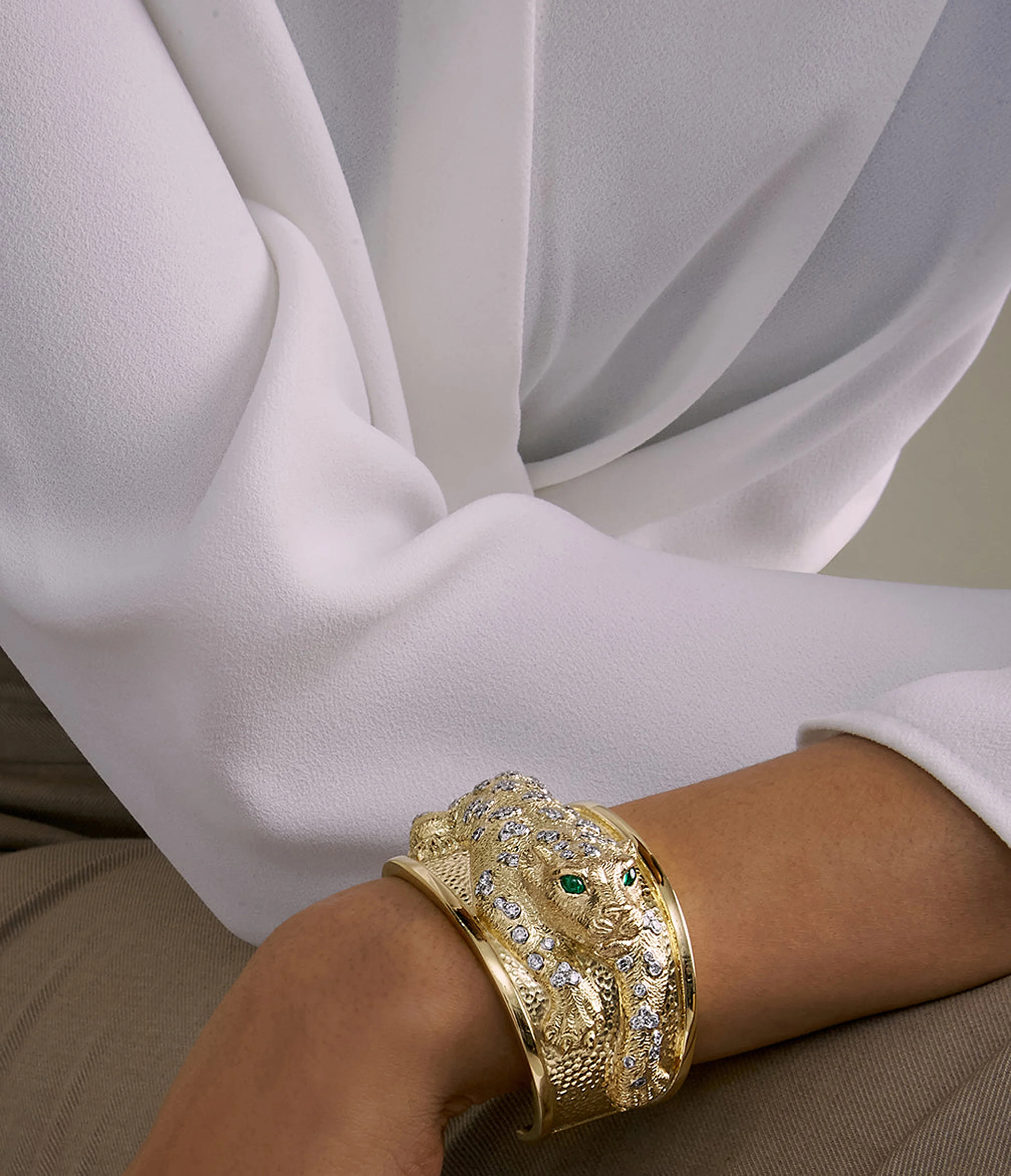 Repoussé Leopard Cuff, Diamonds - Image 2
